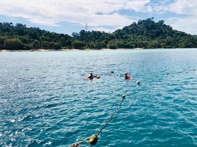 เกาะลิบงซันไรส์ โฮมสเตย์ Koh Libong Sunrise Homestay Zewnętrze zdjęcie